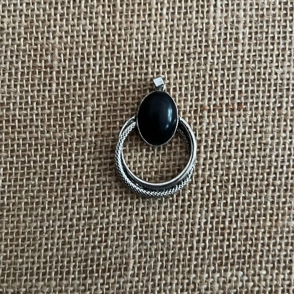 Jewelry - Necklace pendant